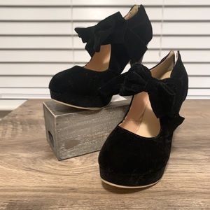 Small Bowtie Platform Pumps Heeled Shoes